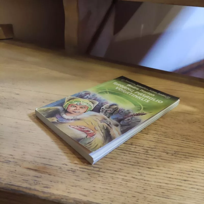 Raganų pasaulio voratinklis (PFAF 7) - Andre Norton, knyga 4