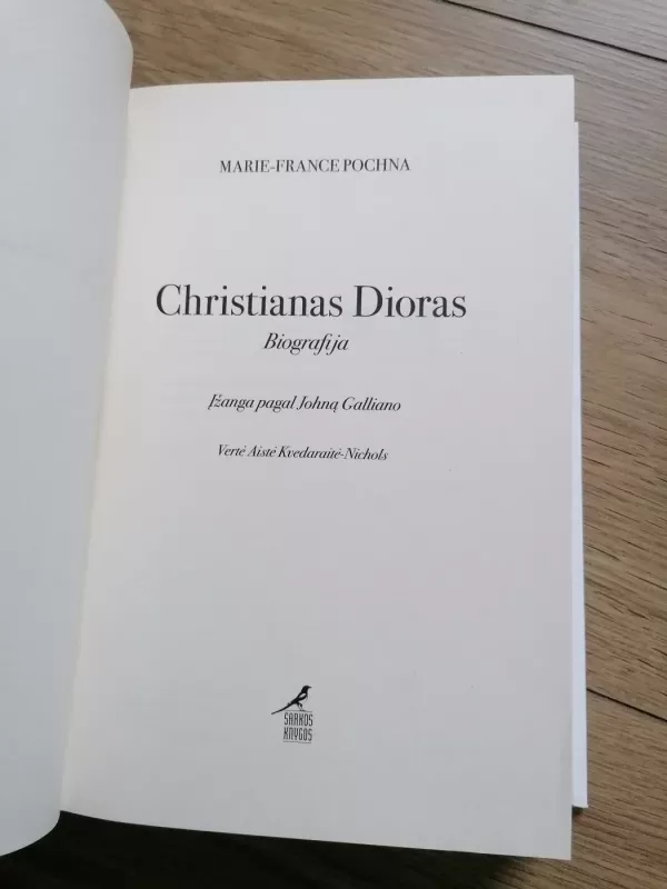 Christianas Dioras: biografija - Marie-France Pochna, knyga 6