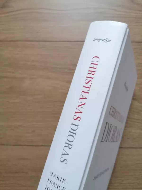 Christianas Dioras: biografija - Marie-France Pochna, knyga 3