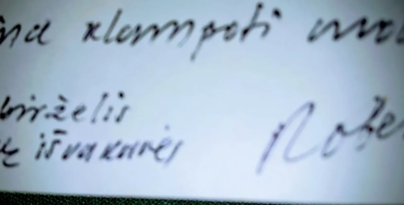 Erškėtrožė ant Santakos delno - Robertas Keturakis, knyga 5