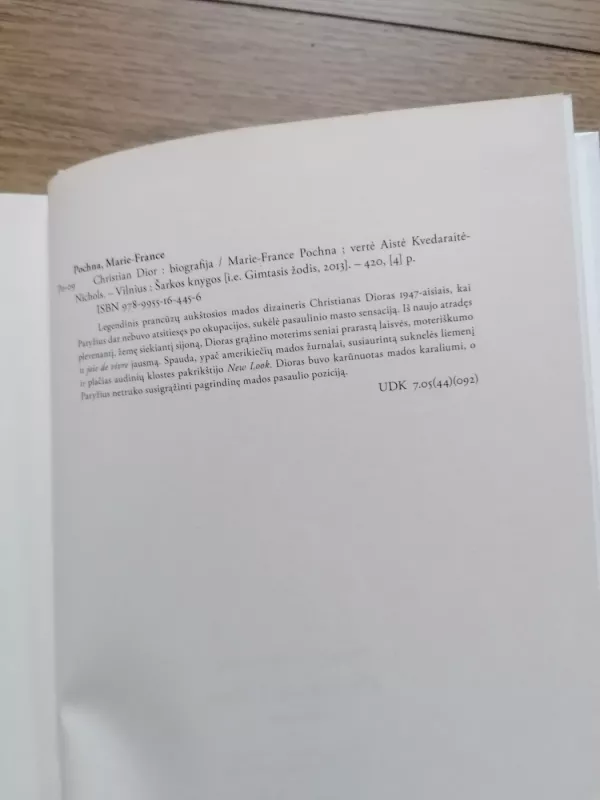 Christianas Dioras: biografija - Marie-France Pochna, knyga 5