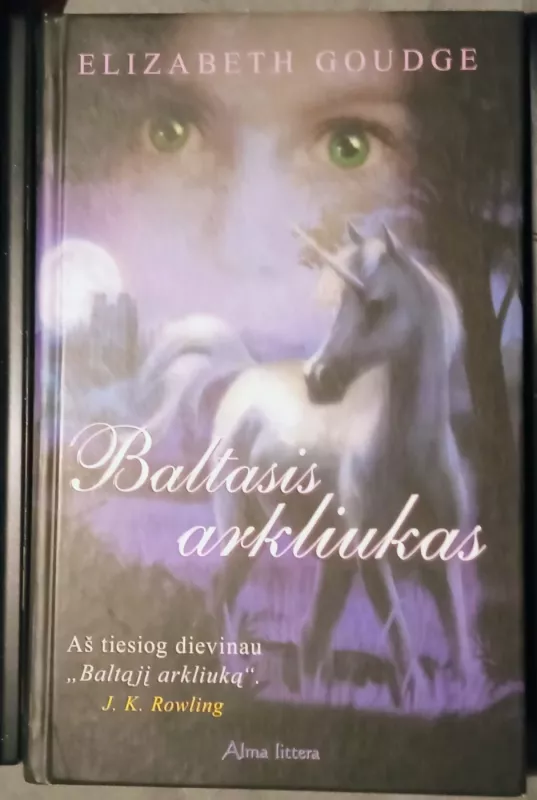 Baltasis Arkliukas - Elizabeth Goudge, knyga 2