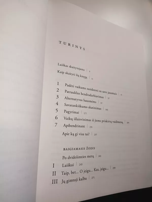 Kaip kalbėti su vaikais, kad jie klausytų ir kaip klausyti, kad vaikai kalbėtų - Autorių Kolektyvas, knyga 4