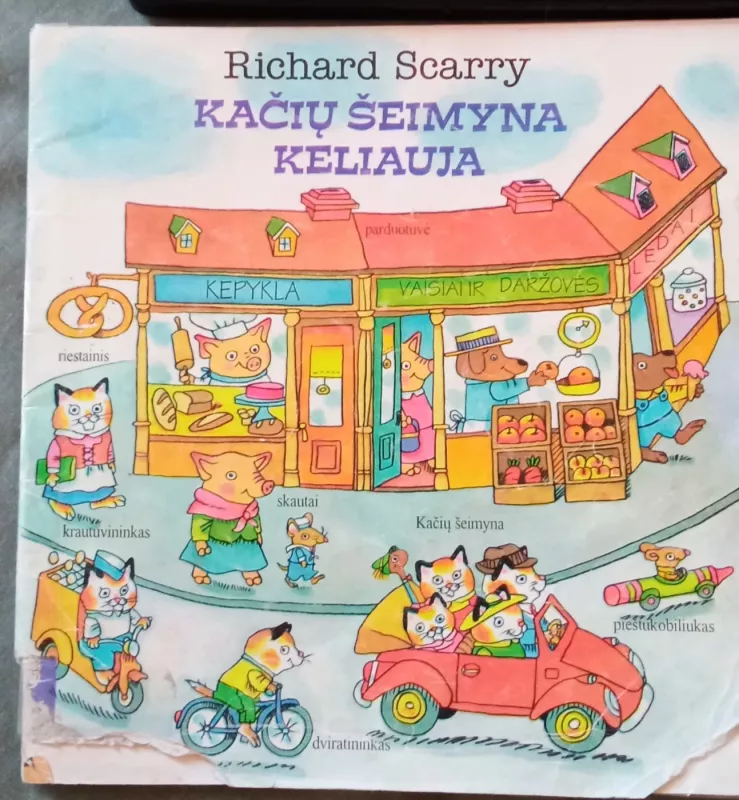 Kačių šeimyna keliauja - Richard Scarry, knyga 2