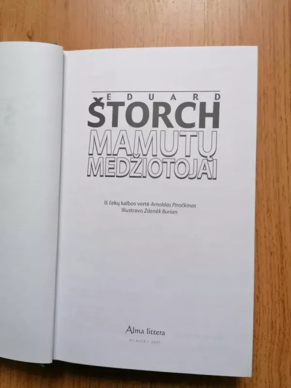 Mamutų medžiotojai - Eduard Štorch, knyga 4