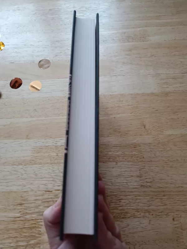 Kai ateina naktis - Peter Cameron, knyga 5