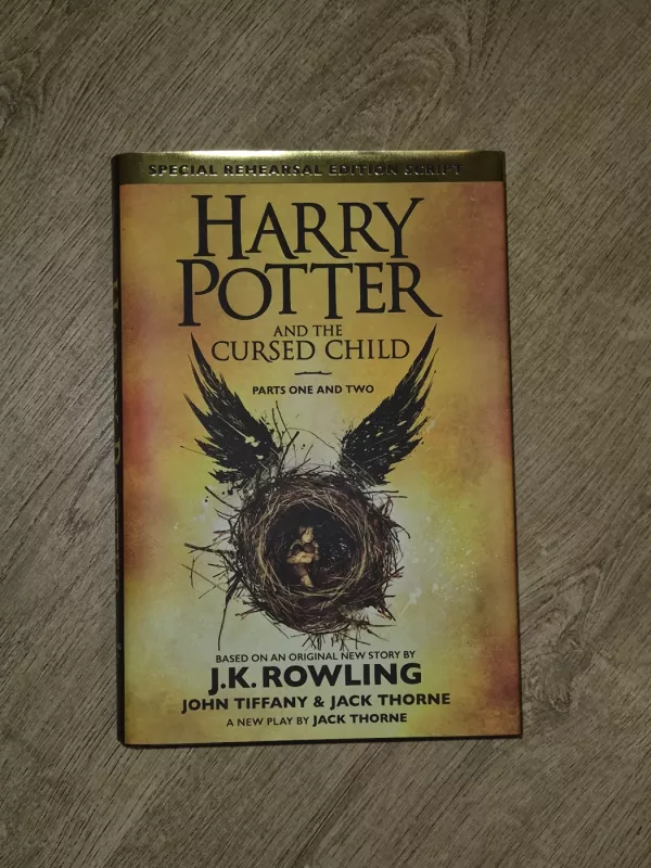 Harry Potter and The Cursed Child - J. K. Rowling, knyga 2
