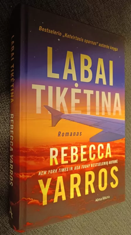 Labai tikėtina - Rebecca Yarros, knyga 2