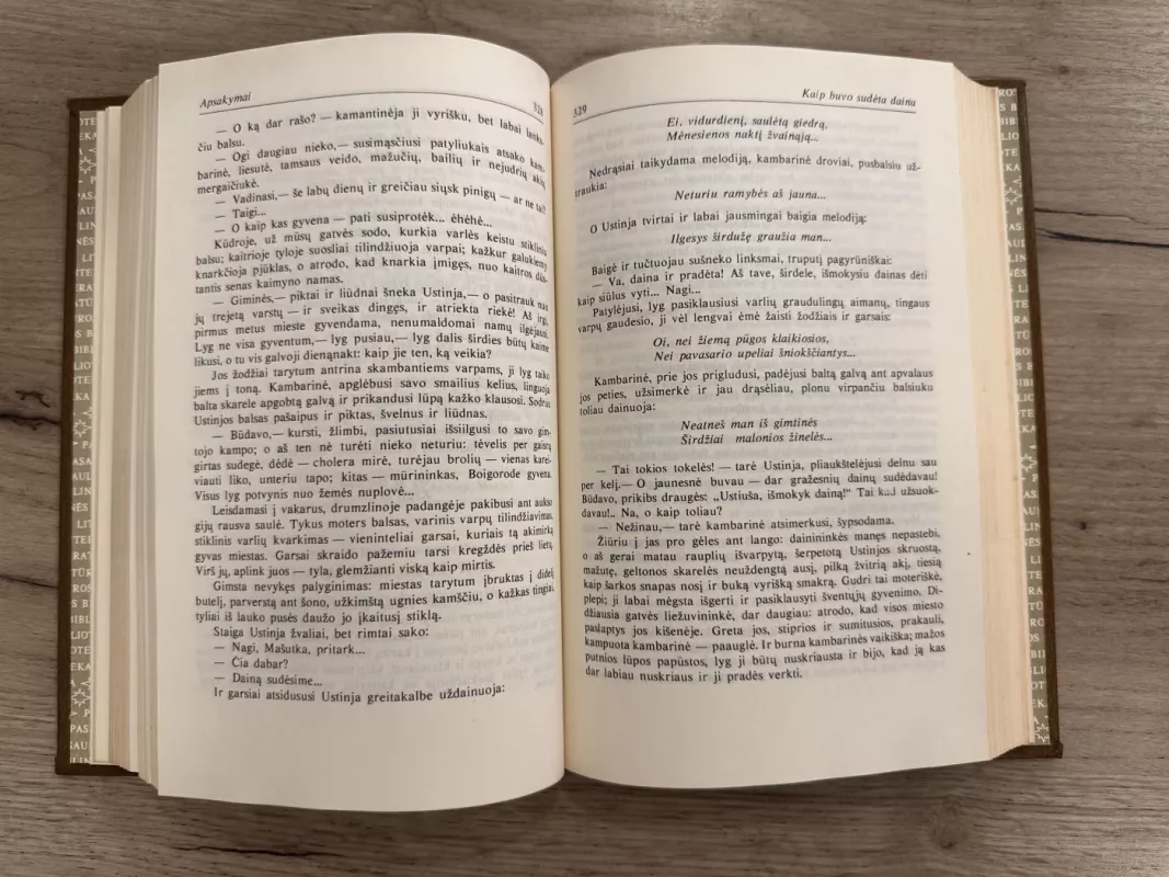 APSAKYMAI DRAMOS Pasaulinės literatūros biblioteka (83) - Maksimas Gorkis, knyga 5