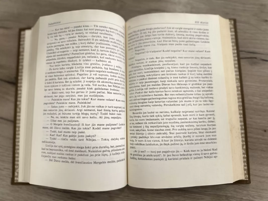 Sužadėtiniai - Alesandras Mandzonis, knyga 5