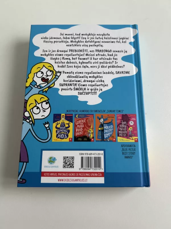 Šmėkla prie mokyklos perėjos! - Pamela Butchart, knyga 3