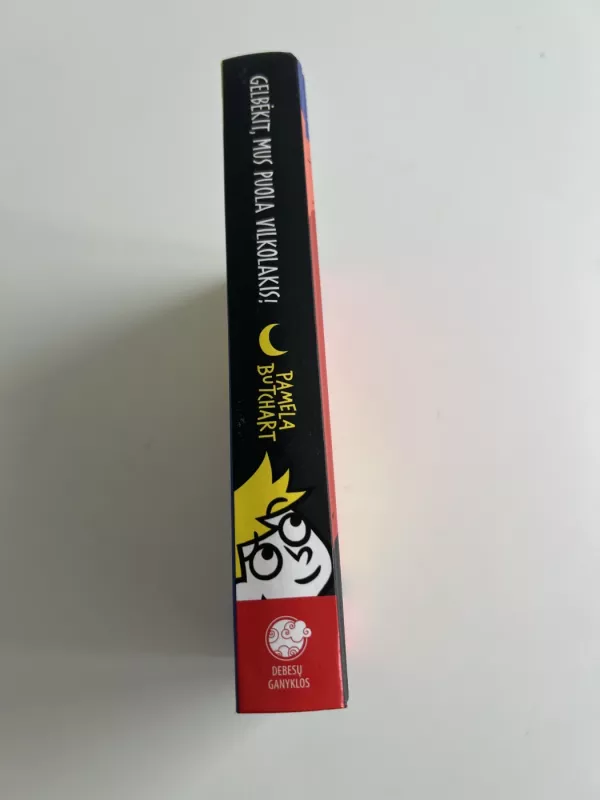 Gelbėkit, mus puola vilkolakis! - Pamela Butchart, knyga 4