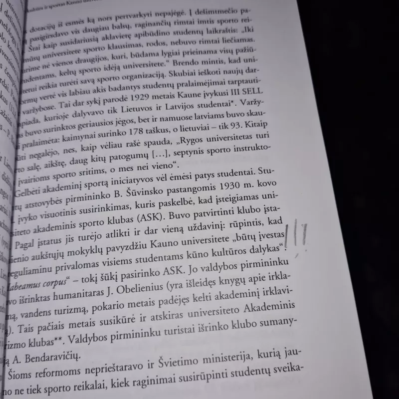 Kūno kultūros ir sporto istorija Vilniaus universitete - Autorių Kolektyvas, knyga 6