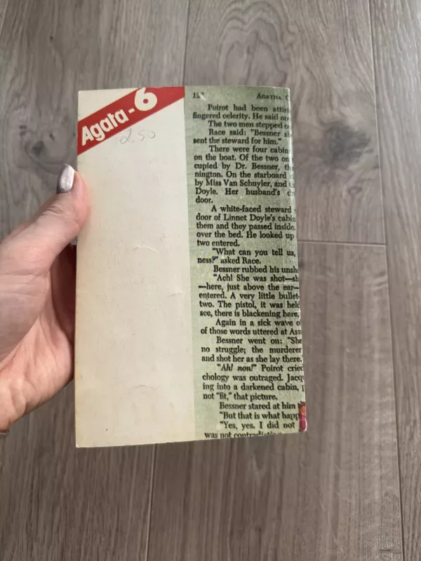 Trečioji mergina - Agata Kristi, knyga 3