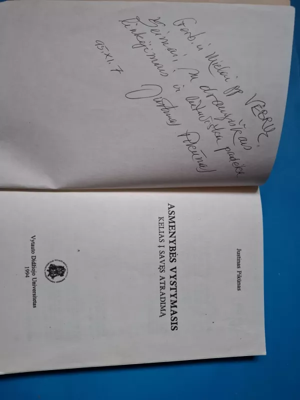 Asmenybės vystymasis      Kelias į savęs atradimą - Pikūnas  Justinas, knyga 3
