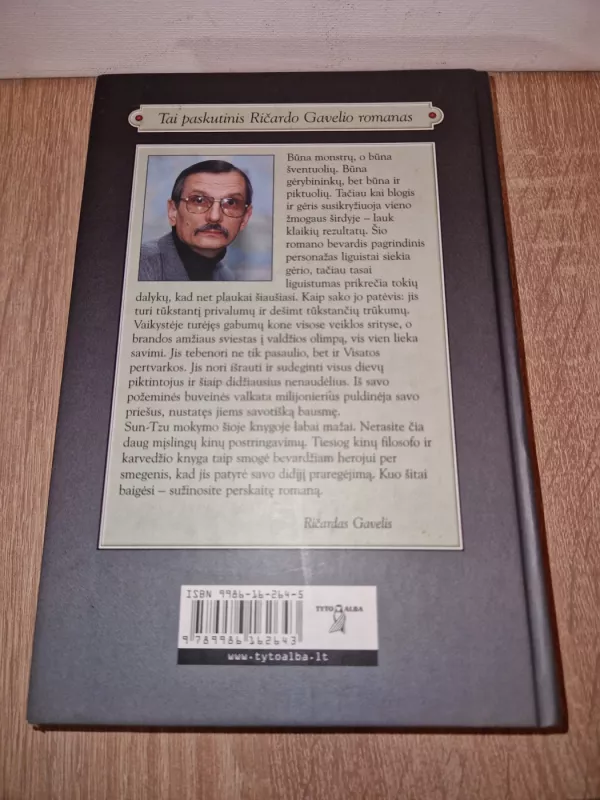 Sun-Tzu gyvenimas šventame Vilniaus mieste - Ričardas Gavelis, knyga 5