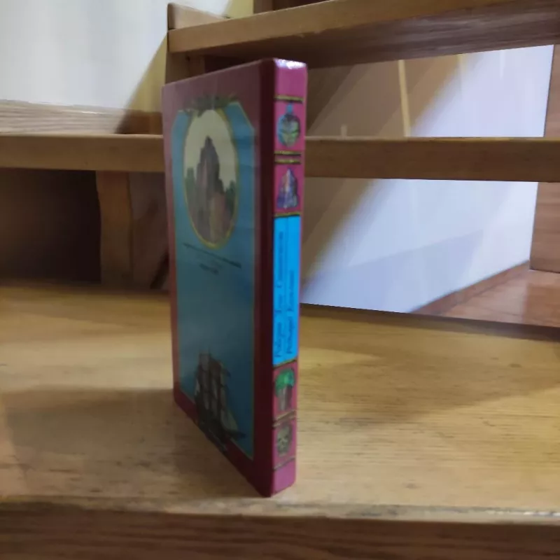 R. L. Stivenson OSTROV SOKROVISHCH. R. Kipling OTVAZHNYJE MOREPLAVATELY - R. L. Stivensonas, R. L. Stivensonas, R. Kiplingas, knyga 4