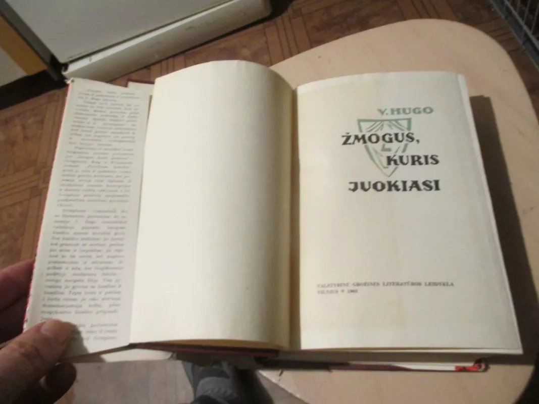 Žmogus, kuris juokiasi - Viktoras Hugo, knyga 6