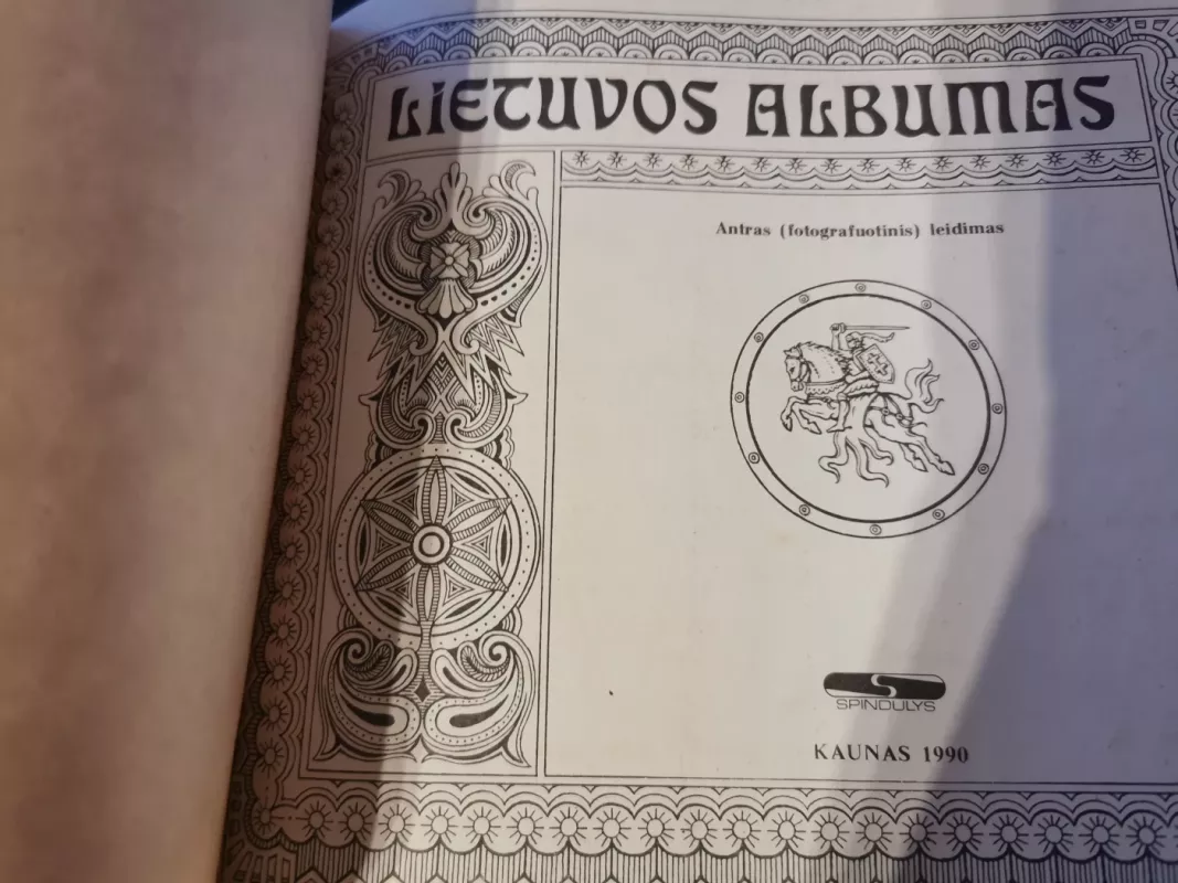 LIETUVOS ALBUMAS - Autorių Kolektyvas, knyga 3