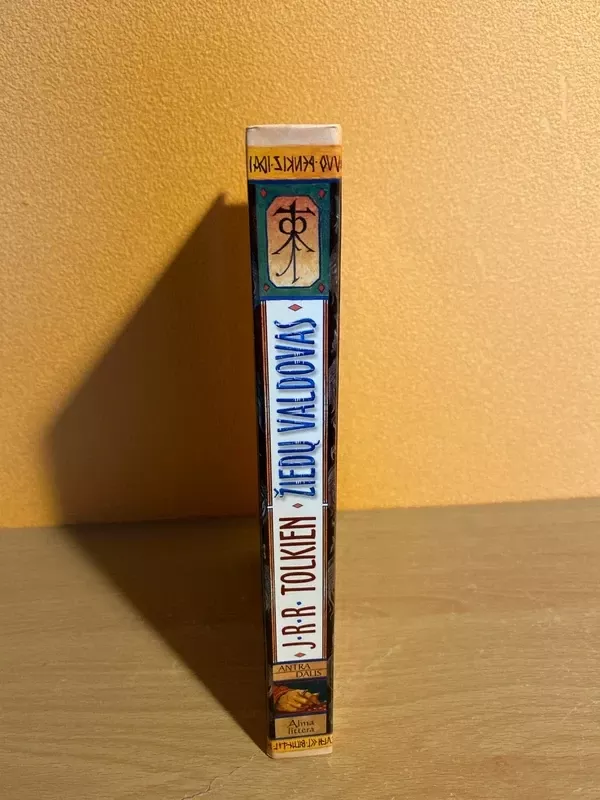 Žiedų valdovas. Dvi tvirtovės 2014 - J. R. R. Tolkien, knyga 5