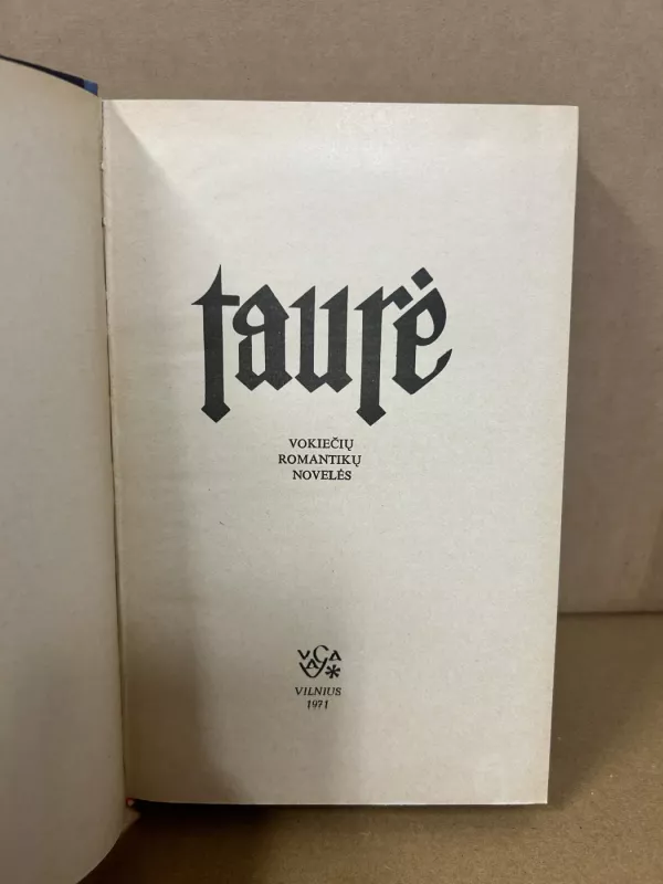 Taurė - Autorių Kolektyvas, knyga 3