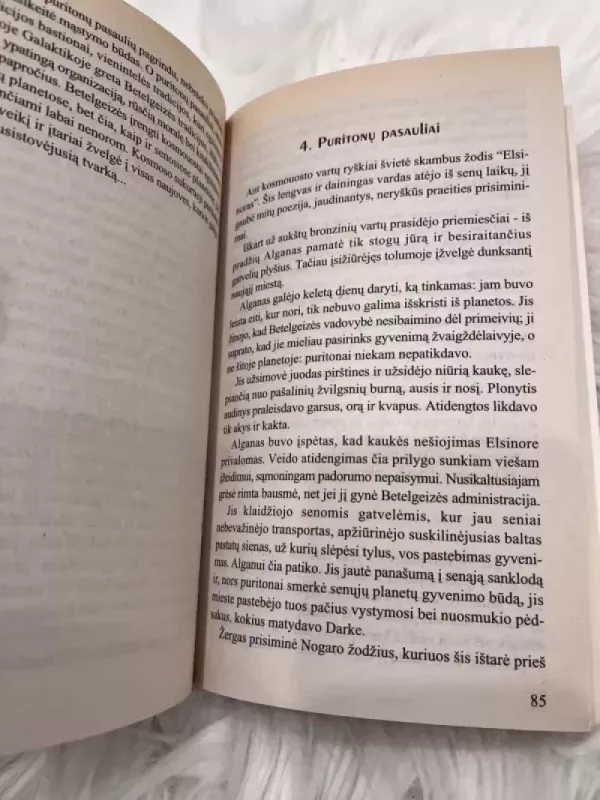 Žvaigždžių Gambitas - Gerard Klein, knyga 4