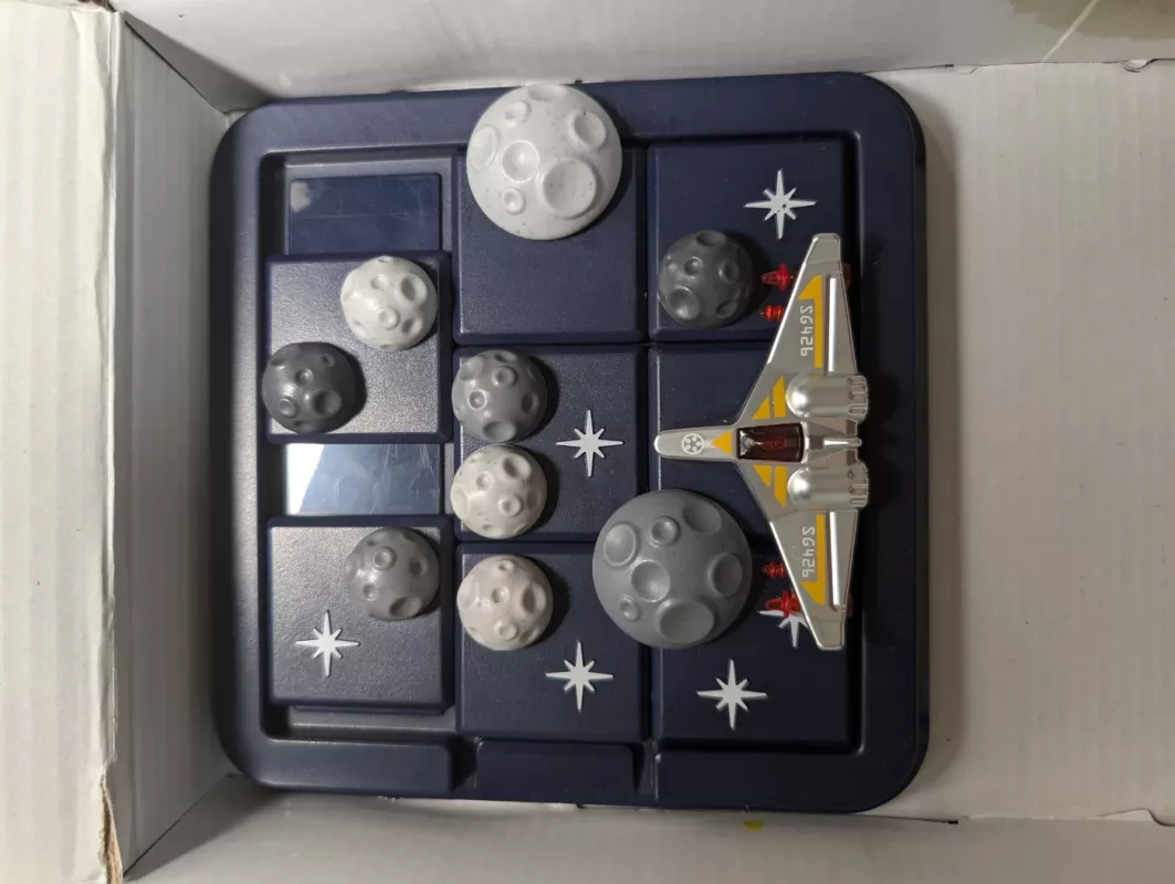 Asteroid Escape - , stalo žaidimas 3