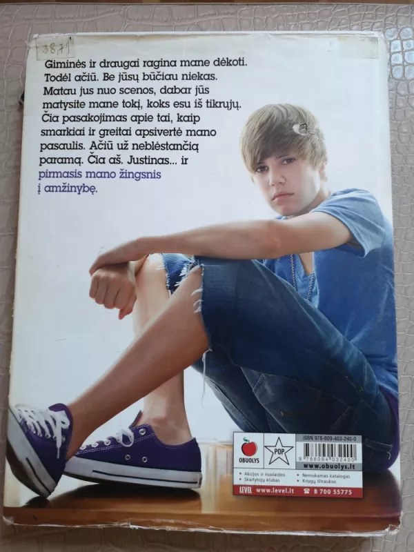 100 % oficialu. Pirmas žingsnis į amžinybę: mano istorija - Justin Bieber, knyga 3