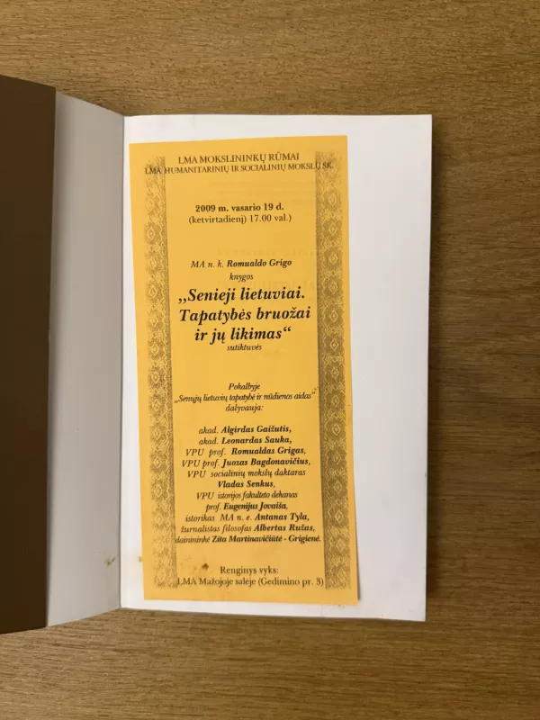 Senieji lietuviai: tapatybės bruožai ir jų likimas - Romualdas Grigas, knyga 3