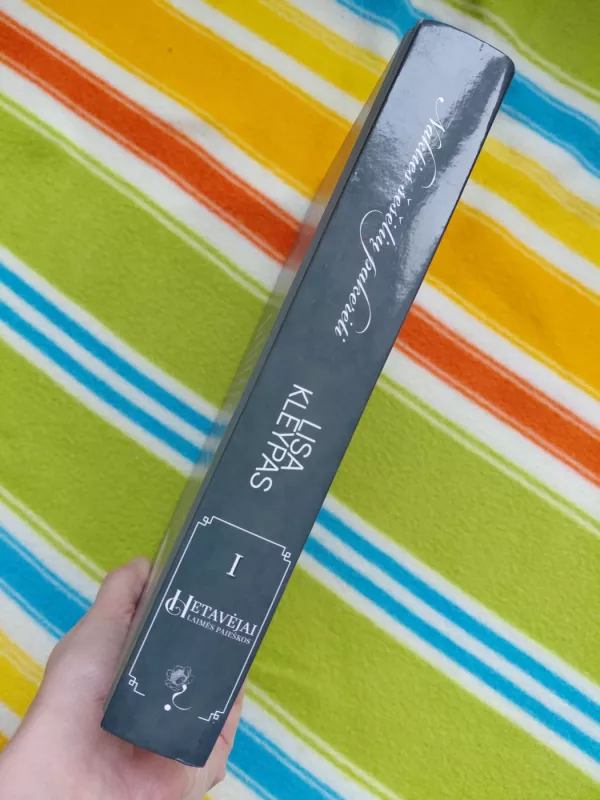 Nakties šešėlių pakerėti - Lisa Kleypas, knyga 4