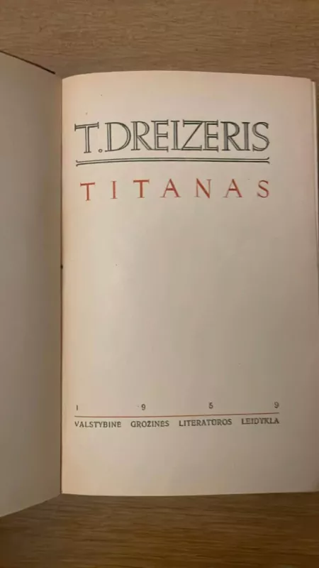 Titanas - T. Dreizeris, knyga 3