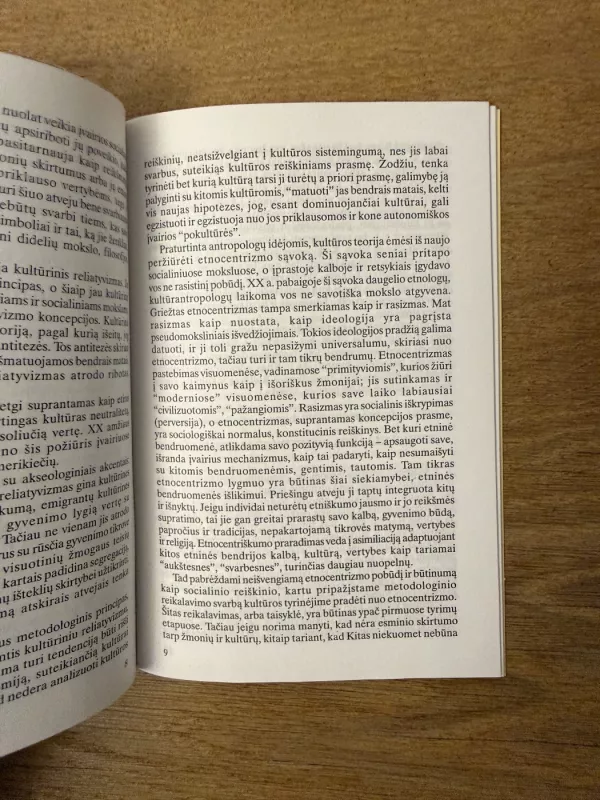 Etninės kultūros paveldas ir dabarties kultūra - R. Merkienė, knyga 5
