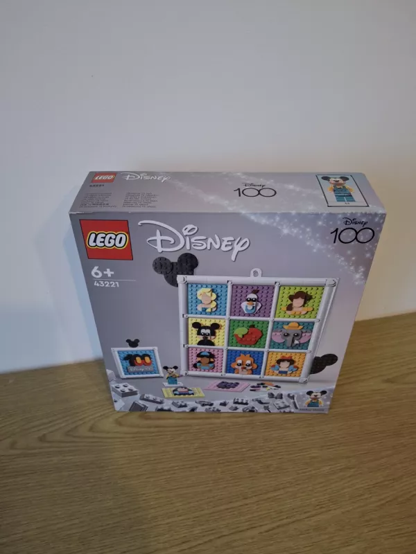 Lego 43221: 100 Years of Disney Animation Icons - , stalo žaidimas 5