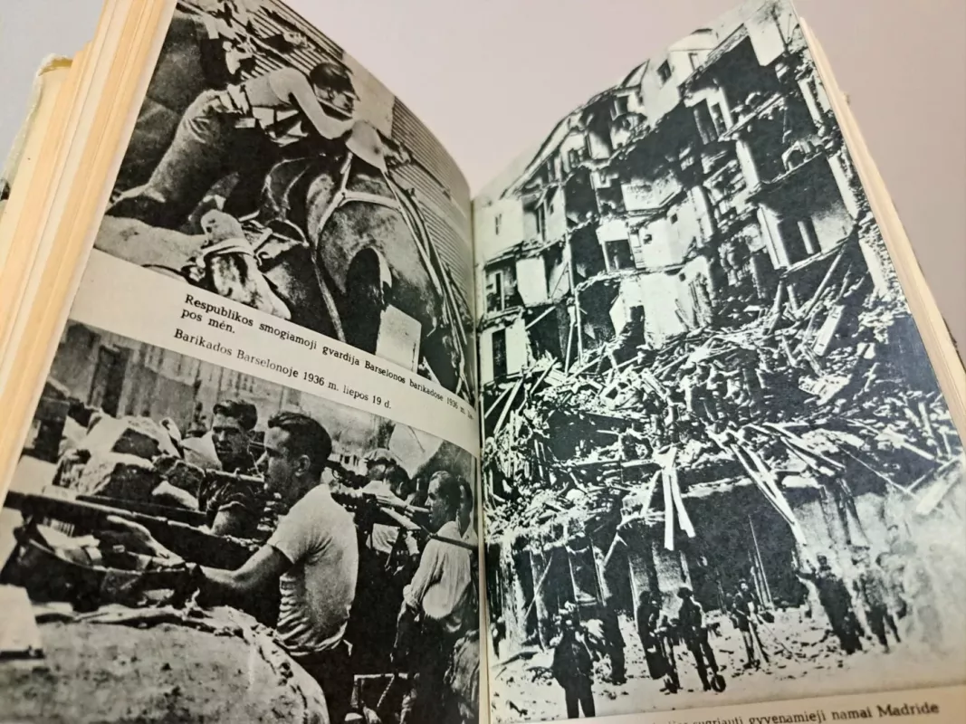 Ten, už kalnų Ispanija - Andrius Bulota, knyga 4