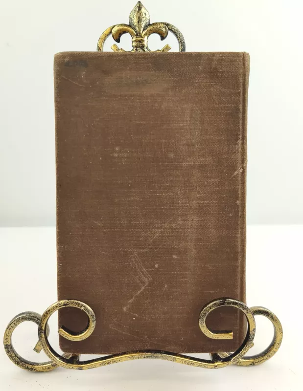 Su besimeldžiančia bažnyčia 1940m. - F. Bartkus, knyga 4