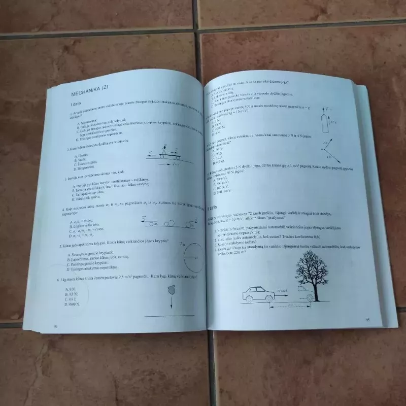 Netradicinis fizikos uždavinynas - Autorių Kolektyvas, knyga 4