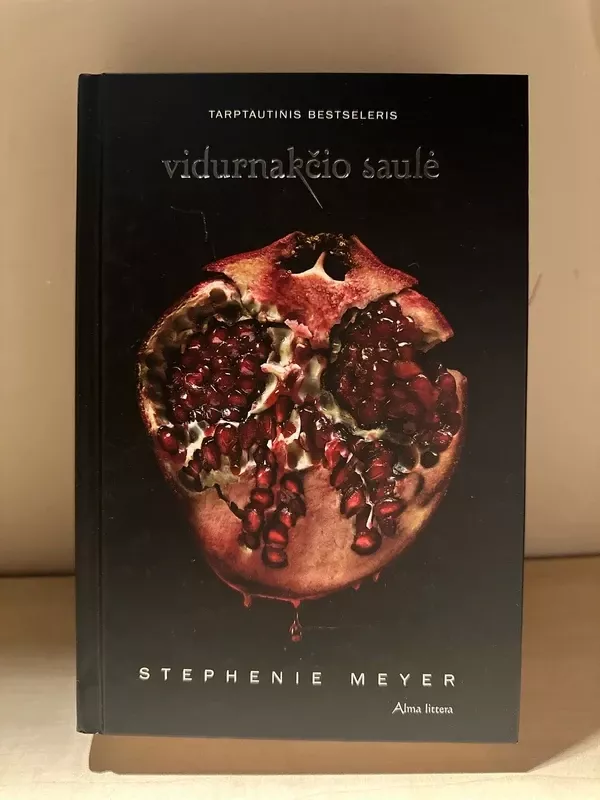 Vidurnakčio saulė - Stephenie Meyer, knyga 2