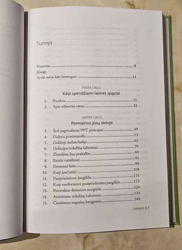 Laimės spąstai. Nustokite kovoti, pradėkite gyventi - DR. Russ Harris, knyga 3
