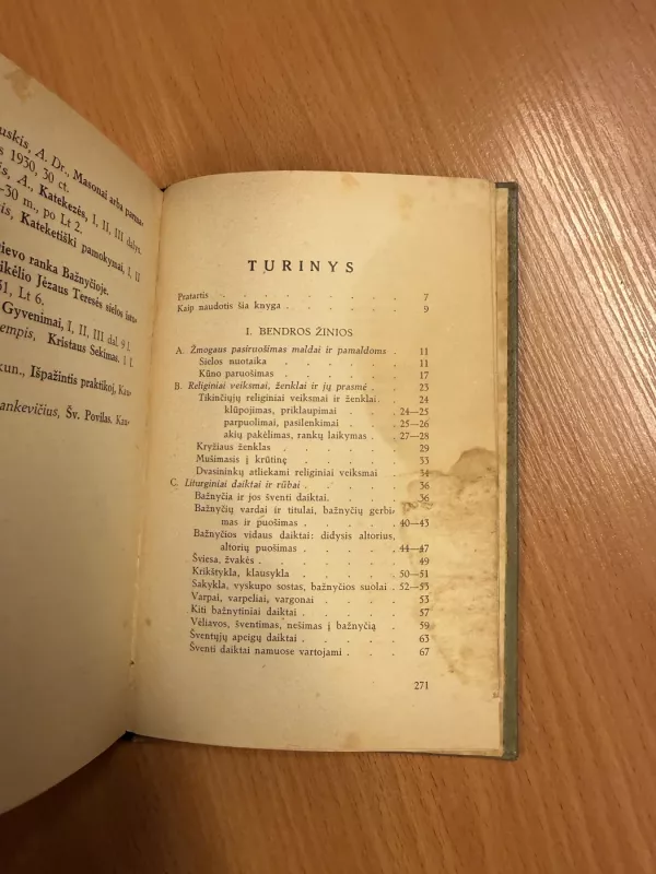 Monstrancijos spinduliuose - S. Raila, knyga 6