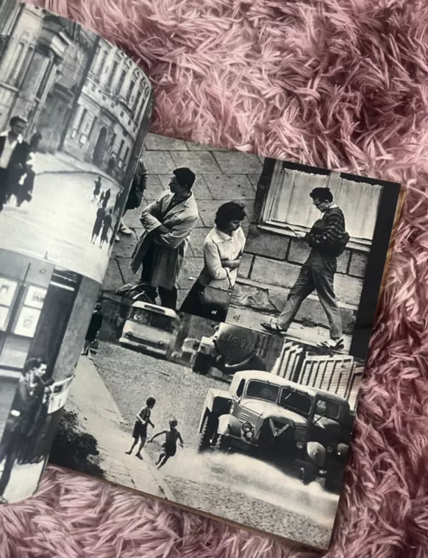 Vilniaus šiokiadieniai - A. Sutkus, knyga 3