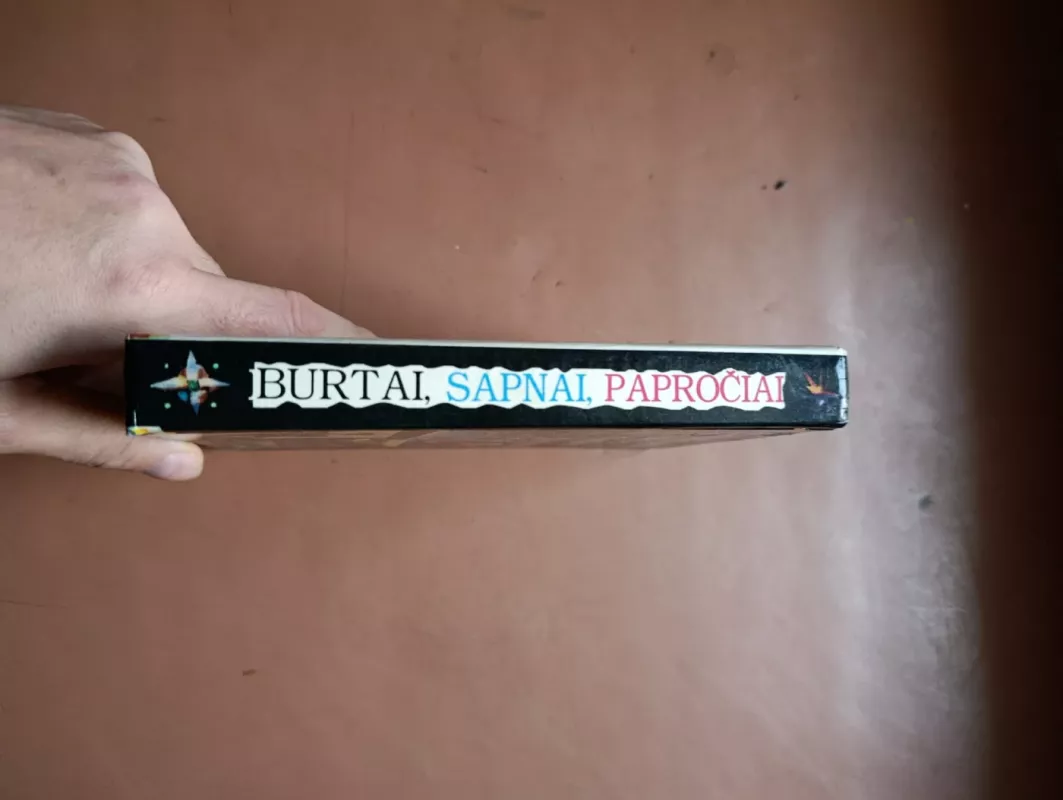 Burtai sapnai papročiai horoskopai - Autorių Kolektyvas, knyga 3