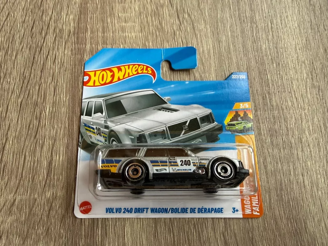 Volvo 240 Drift Wagon Bolide De Derapage Hot Wheels - , namai ir interjeras 2