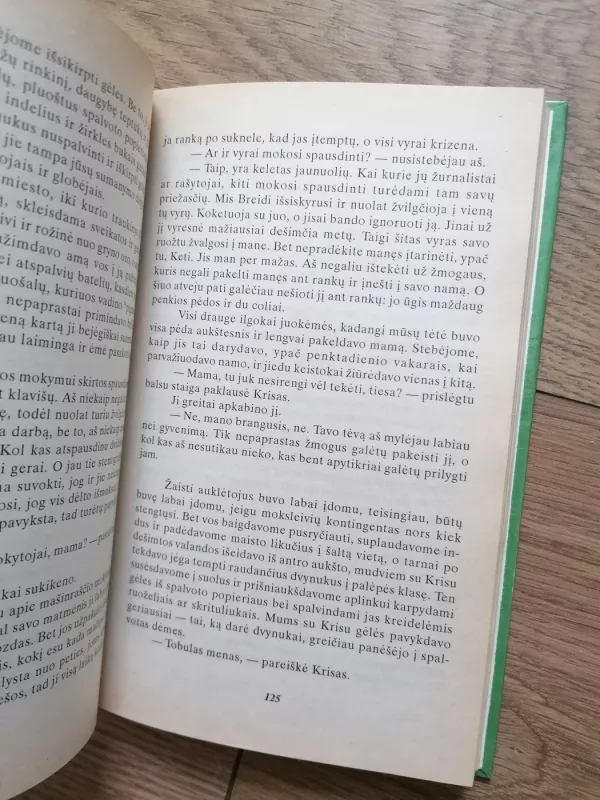 Palėpės gėlės - V. C. Endrius, knyga 4