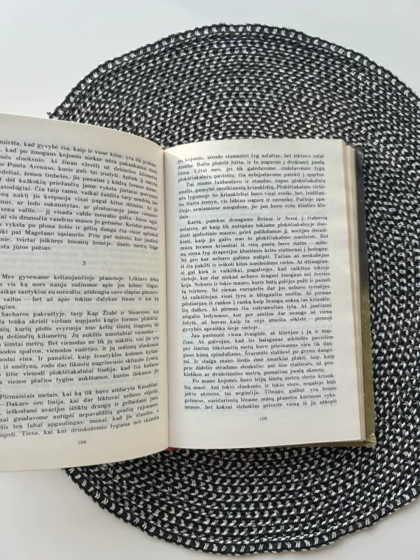 Žemė žmonių planeta - Antoine de Saint-Exupéry, knyga 3