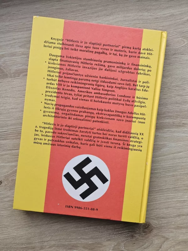 Hitleris ir jo slaptieji partneriai - Džeimsas Pulas, knyga 3