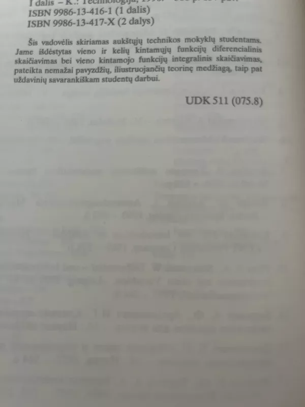 Diferencialinis ir integralinis skaičiavimas (1 dalis) - Vidmantas Pekarskas, knyga 3