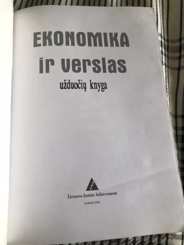Ekonomika ir verslas. Užduočių knyga 2008 - Jonas Čičinskas,  Nina Klebanskaja, knyga 3