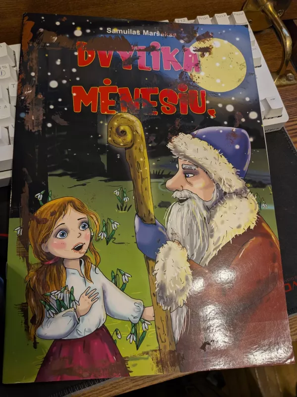 Dvylika mėnesių - Samuilas Marsakas, knyga 2