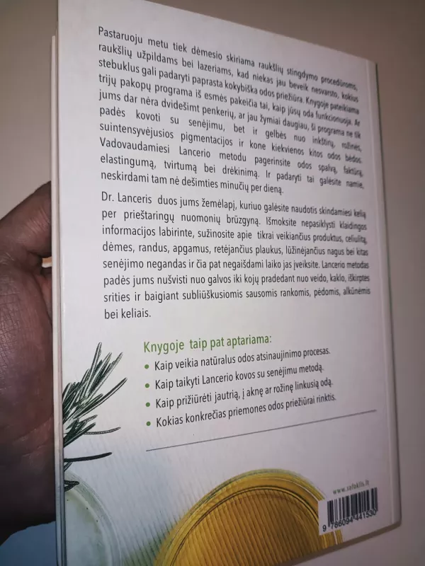 Kaip išsaugoti jaunesnę odą. Revoliucingas skaisčios odos išsaugojimo metodas - Harold Lancer, knyga 3