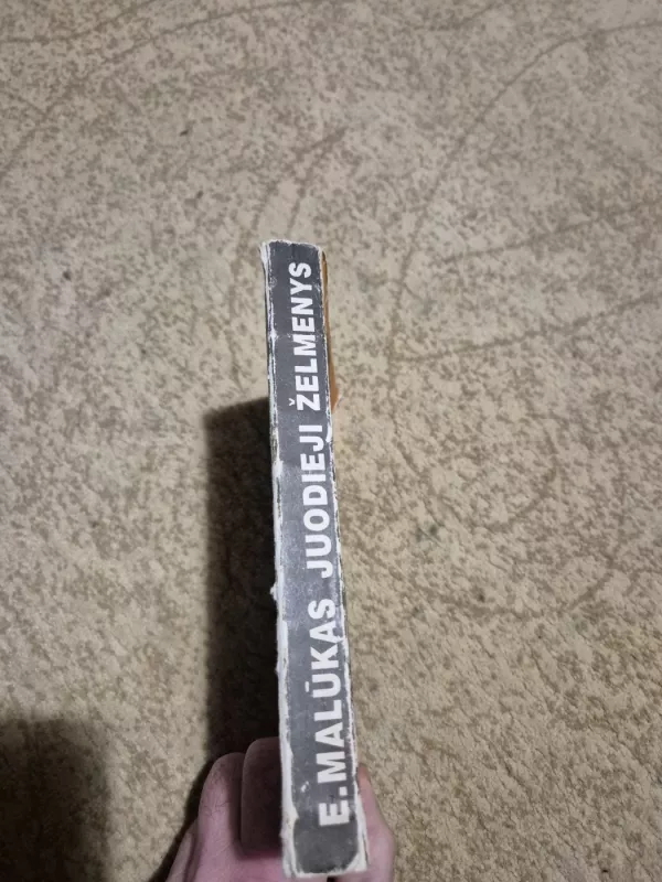 Juodieji želmenys - Edmundas Malūkas, knyga 5